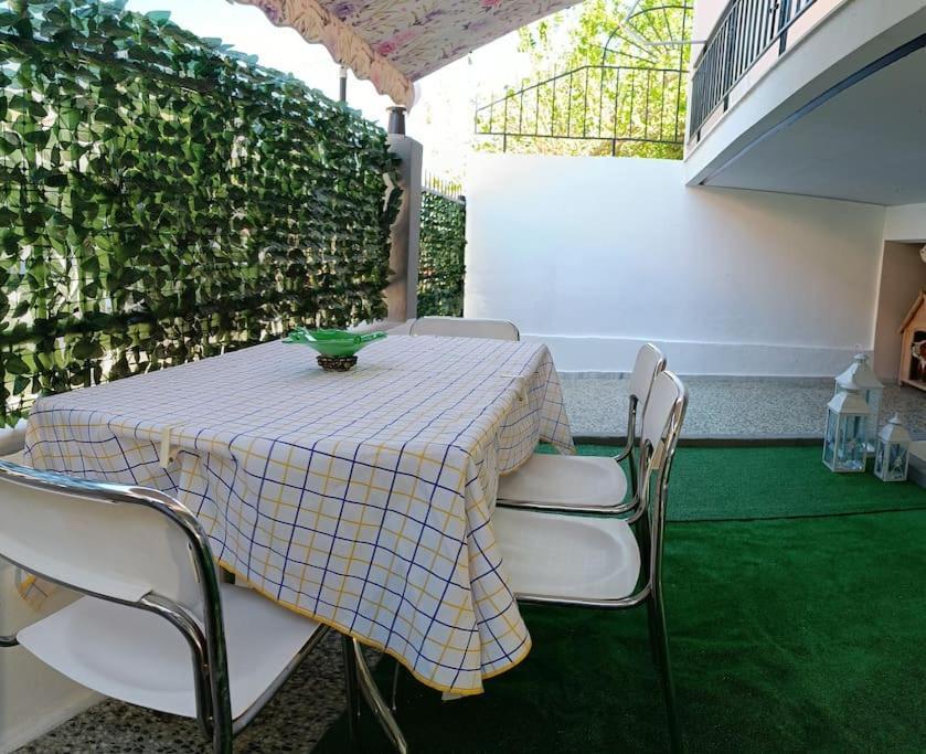 Sofia'S Home 9Min. Athens Airport Артемида Екстериор снимка
